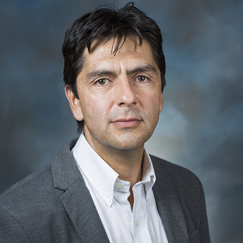 Dr. Daniel Carrillo
