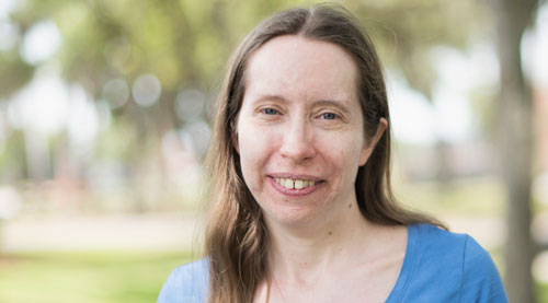 Please welcome Dr. Fiona Cross who will be joining Dr. Lisa Taylor’s lab for the next six months. 